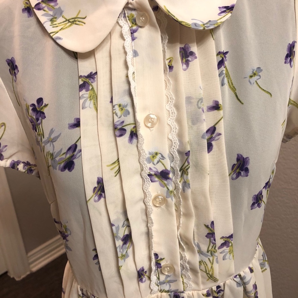 Kawaii Peter Pan Collar Floral Dress - Picture 6 of 8